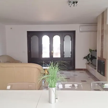 Villa With Private Pool -palma Ambassador Center Etv14825